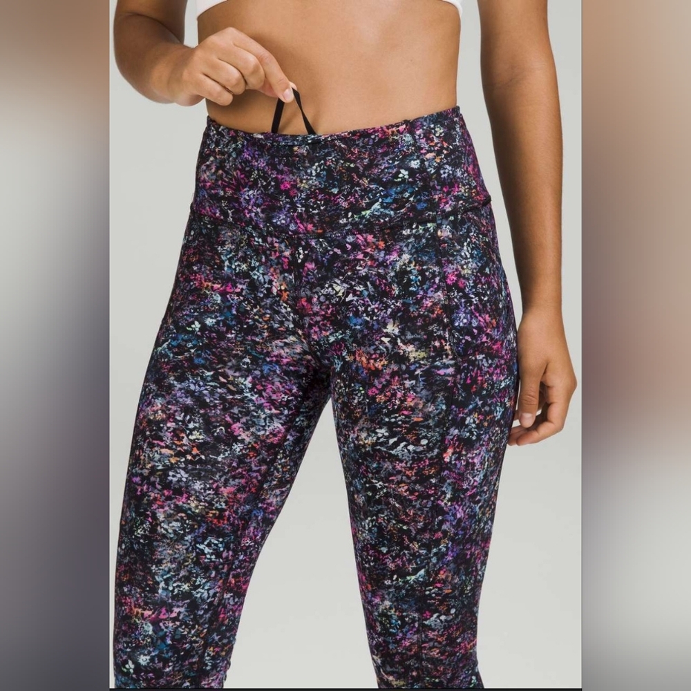 Lululemon Athletica Colorful Abstract Base Pase HR 23" Leggings